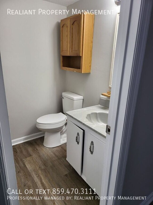 Foto del edificio - 3107 Glenridge Cir