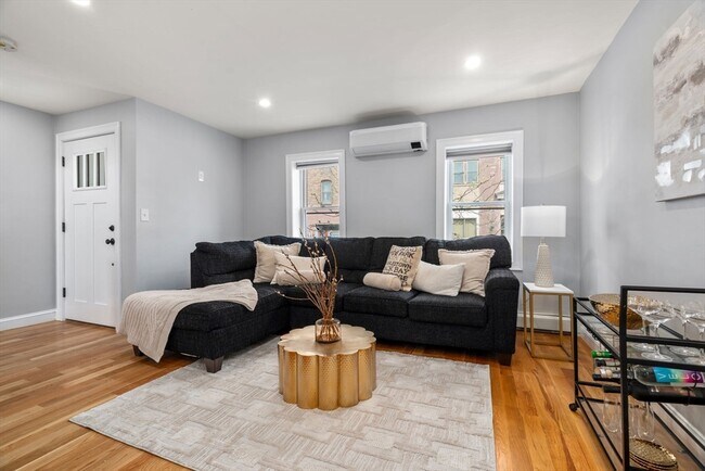 Foto del edificio - 510 Medford St