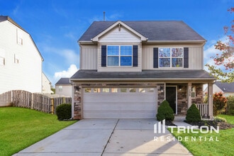 Building Photo - 125 Karlstad Ln