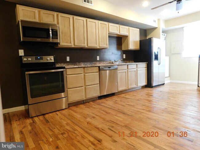 Foto del edificio - 3026 Keswick Rd