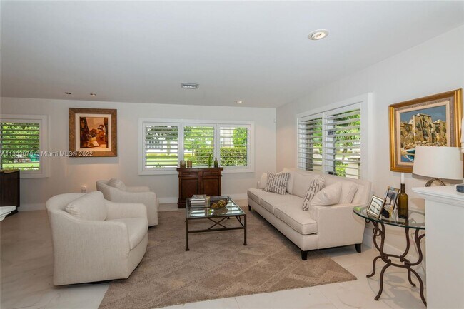 Building Photo - 5400 SW 86th St