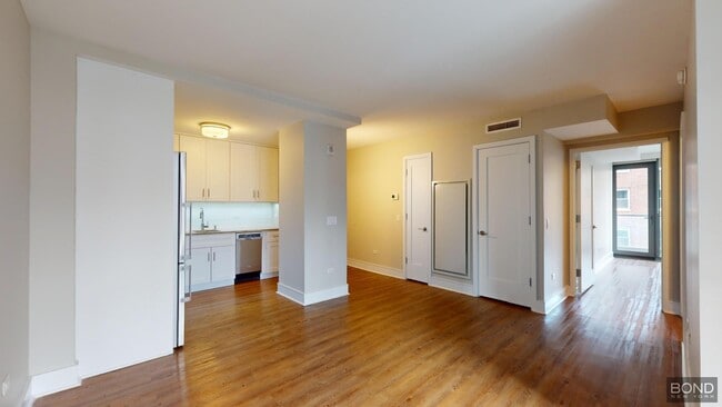 Building Photo - 237 E 34th St