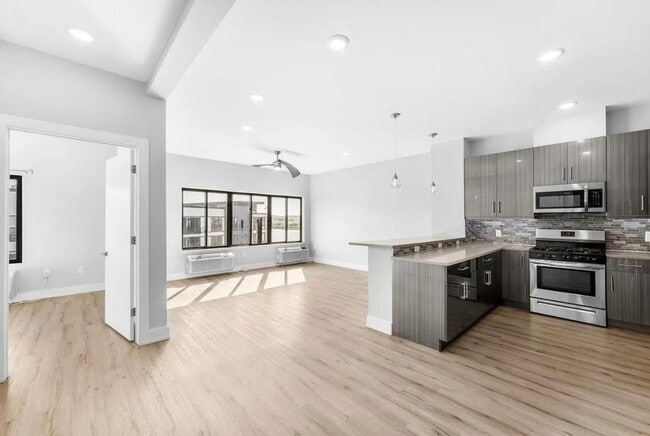 Building Photo - 1 Flagship St