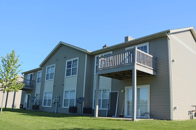 Building Photo - 906 Kelly Ln