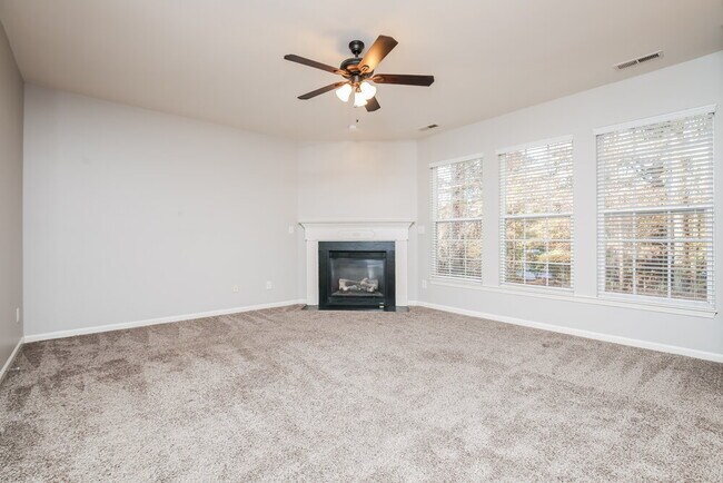 Building Photo - 650 Ashbrittle Dr