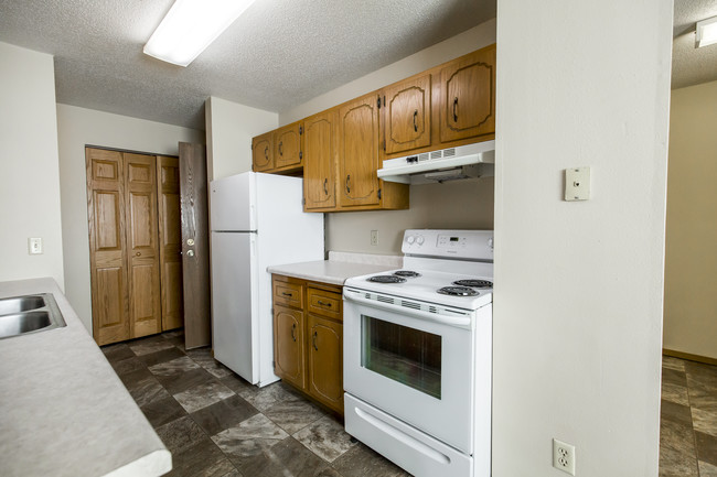 Enjoy Plenty of Kitchen Space for Everyday Meals or Entertaining - Westwood Park