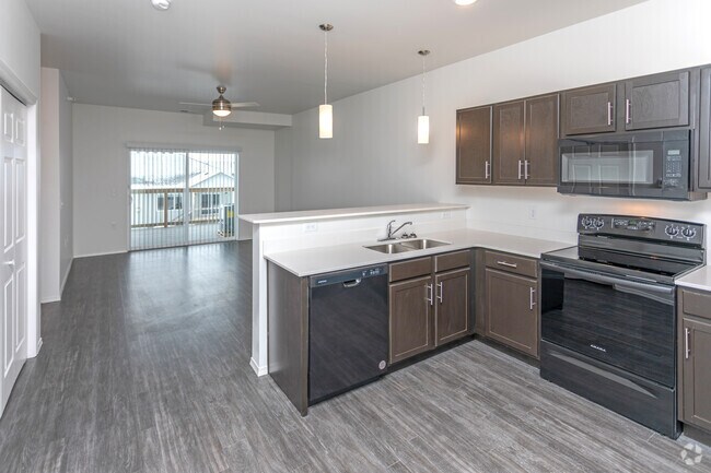 3HAB, 2BA - 1.265SF - The Brixx