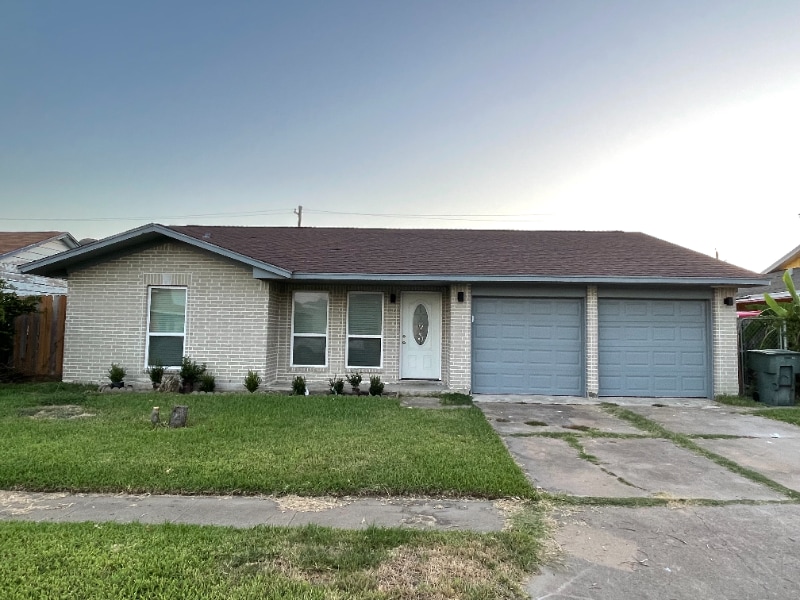 Photo - 3313 Pine St (Galveston, TX)