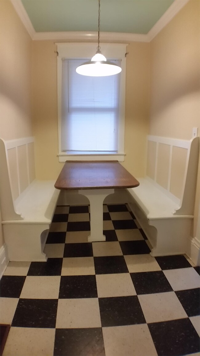 Foto del edificio - 108 Shady Blvd NW