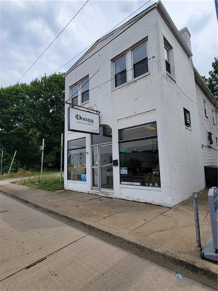 Primary Photo - 1110 5th Ave