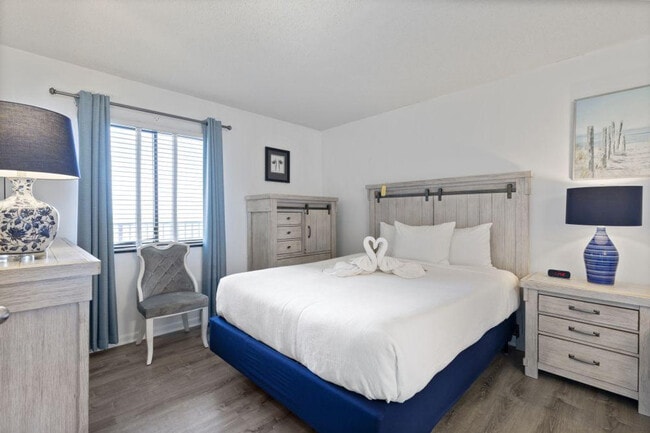Foto del edificio - 5523 N Ocean Blvd