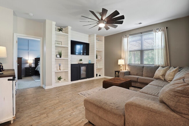 Foto del edificio - 4888 Tidalwalk Ln