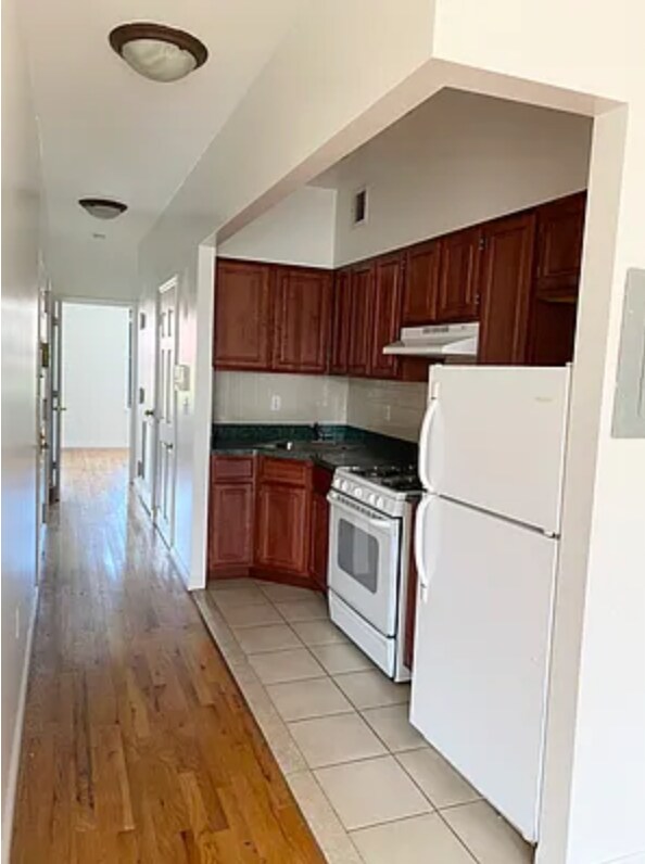 Building Photo - 267 W 134th St