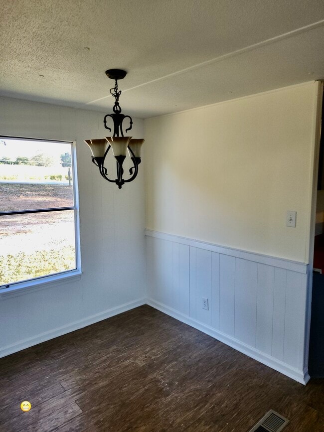 Building Photo - 658 Rices Creek Rd