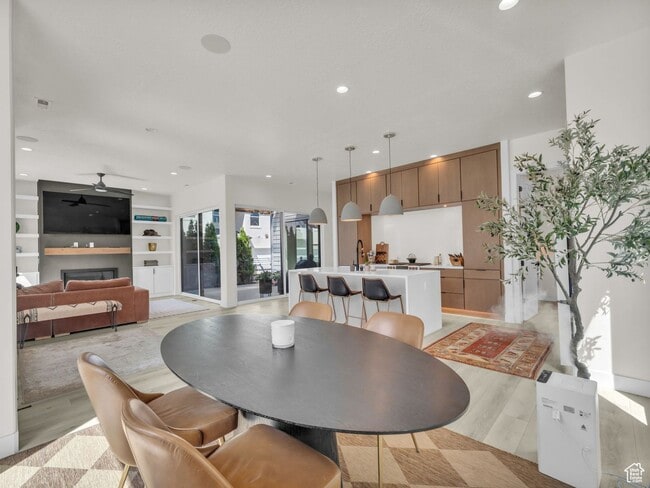 Building Photo - Amazing Executive Home Now Available!