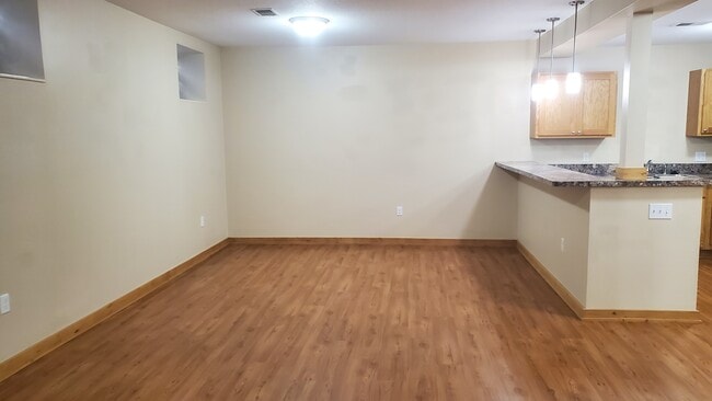 dining area - 111 Michigan Ave