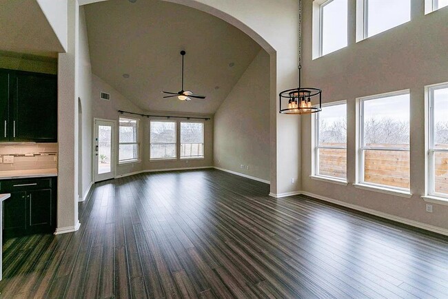 Foto del edificio - 19717 Abigail Way