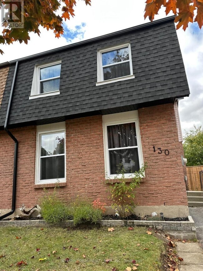 Building Photo - 130 Sekura Crescent