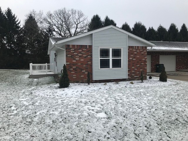 Building Photo - 2795 Eastwood Dr