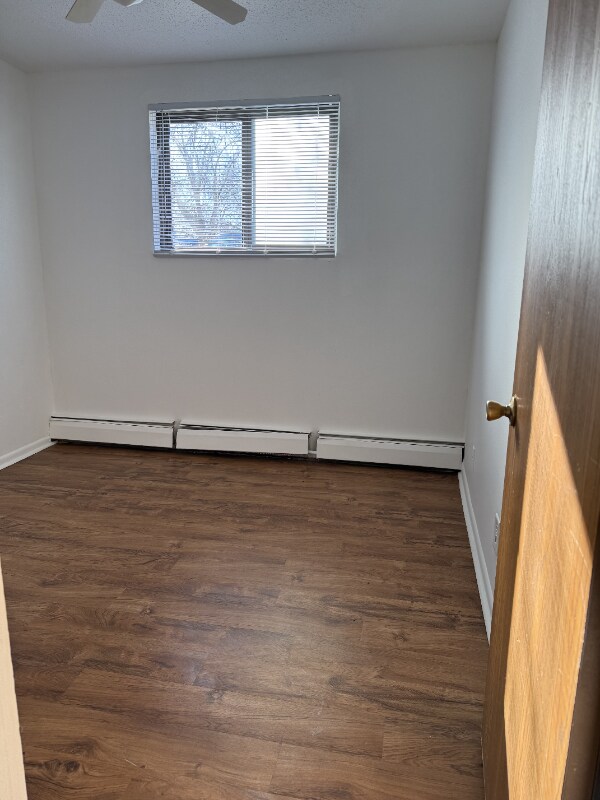 Foto del edificio - 310 NW Chapel Dr