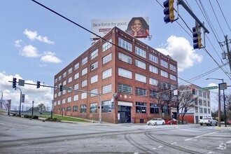 Building Photo - 426 Marietta St NW
