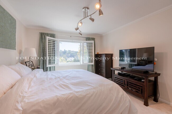 Foto del edificio - 3 br, 3 bath House - 99 Rancho Drive