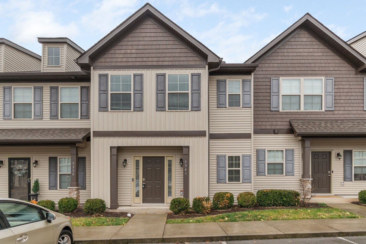 2 bedroom townhouse in Blackman School Dis... House Rental in