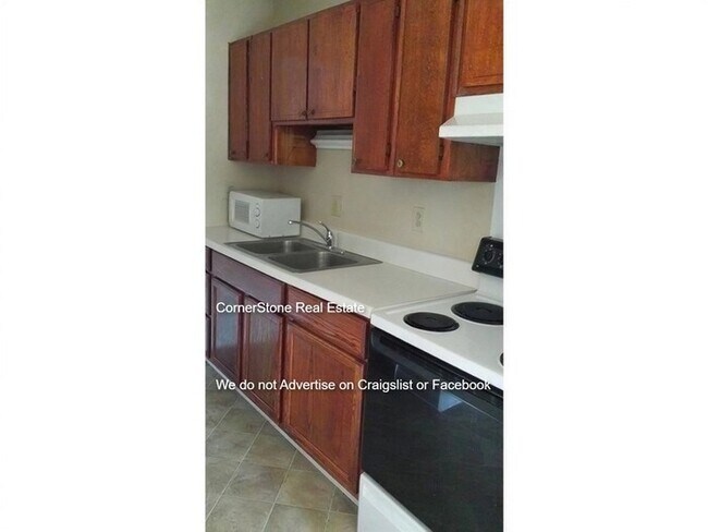 Foto del edificio - 7614 Decatur Dr