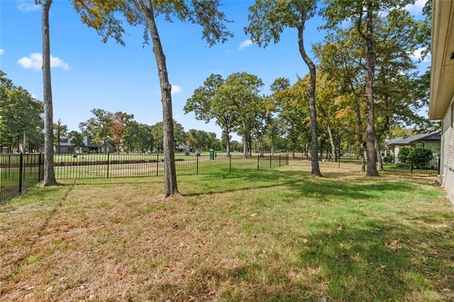 Foto del edificio - 225 St Andrews Dr