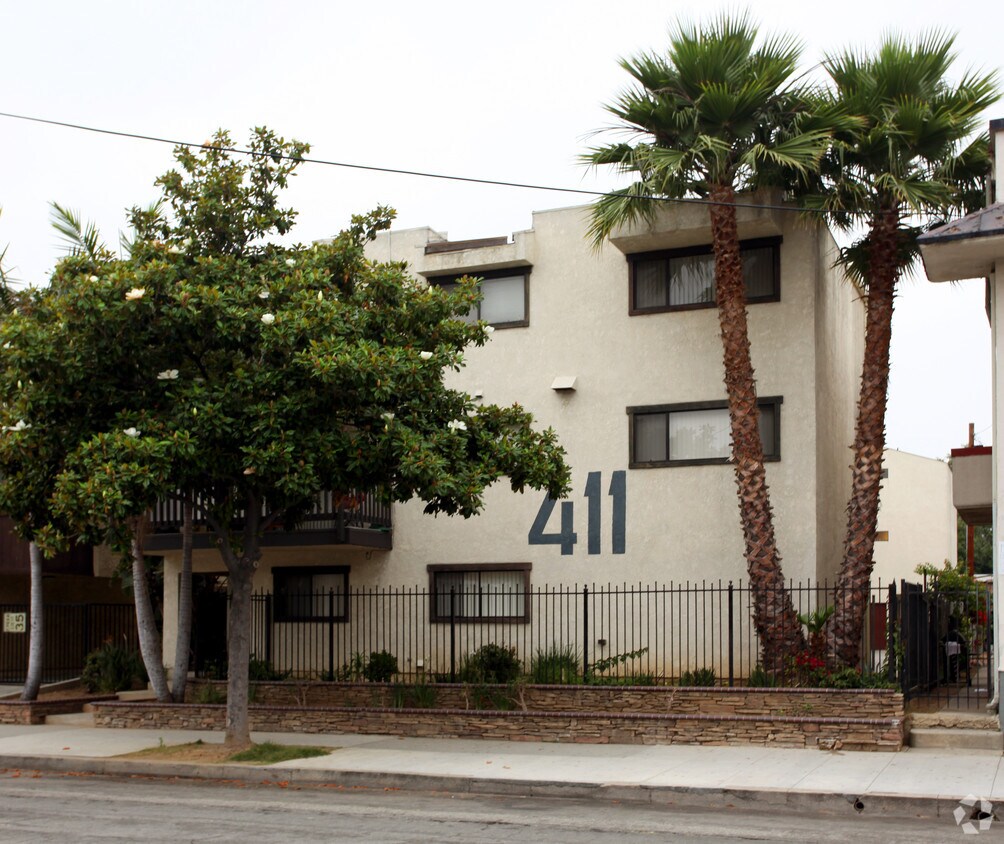 Primary Photo - 411 W 4th St
