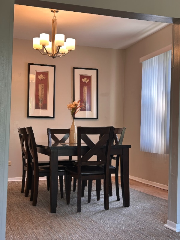 Building Photo - 7353 S Kenwood Ave