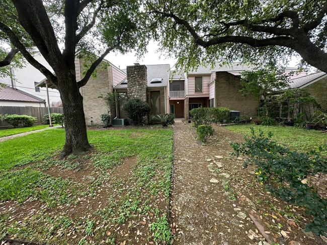 Building Photo - 17132 Beaver Springs Dr