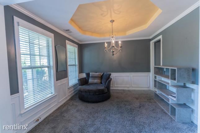 Foto del edificio - 5 br, 3 bath House - 165 Tudor Way