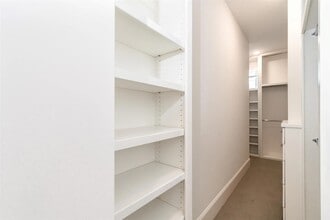 Building Photo - 3821 N Braeswood Blvd