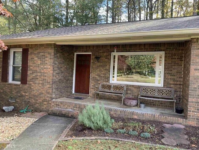 Foto del edificio - 146 Sweetgum Rd
