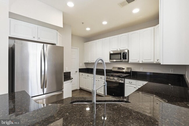Building Photo - 4677 Red Admiral Way
