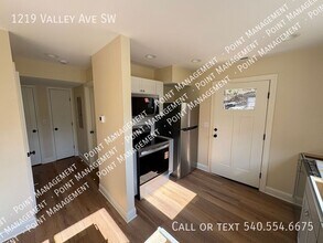 Building Photo - 1219 Valley Ave SW