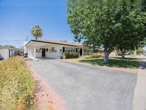 Building Photo - 1838 E Hazelwood St