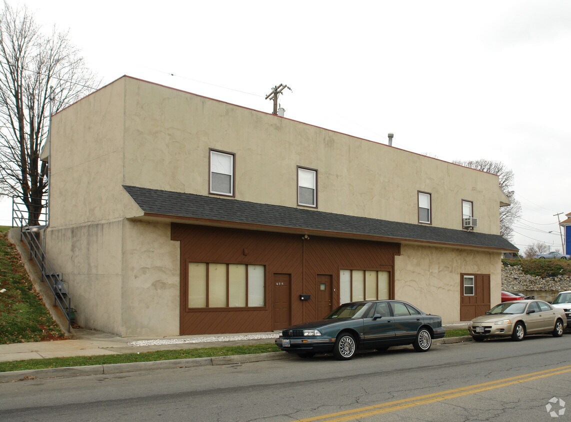 Primary Photo - 712 Patterson Ave SW
