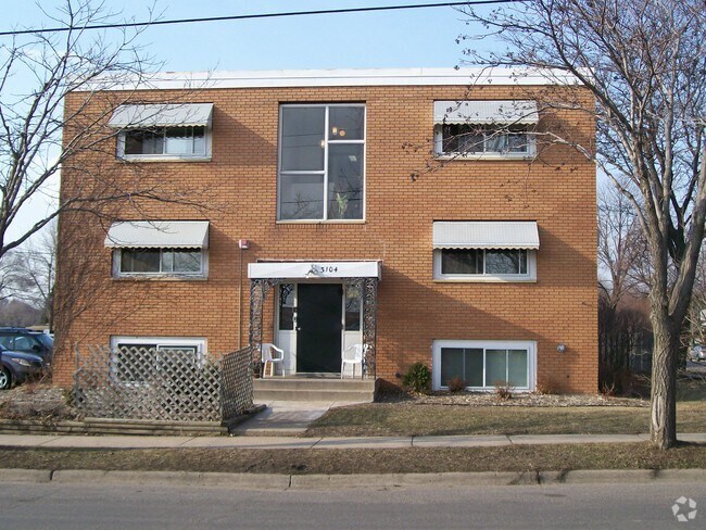 Building Photo - 3104 58th St