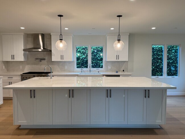 Foto del edificio - 2525 Idaho Ave