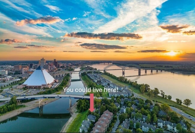 Photo - 670 Marina Cottage Dr Townhome