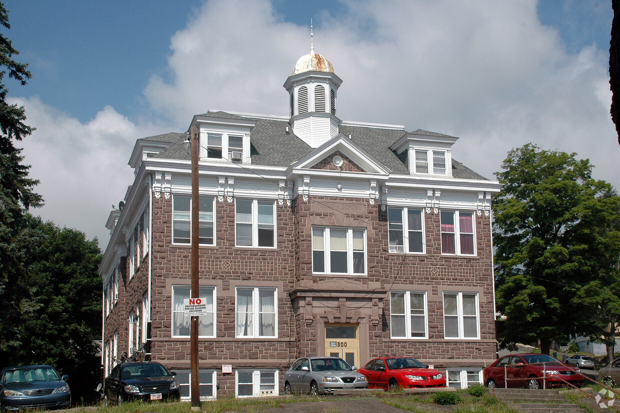 Building Photo - White Haven Apartments