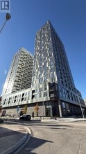 Building Photo - 10 Abeja St