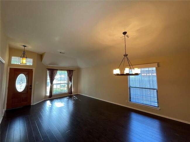 Building Photo - 4415 Hunters Lodge Dr