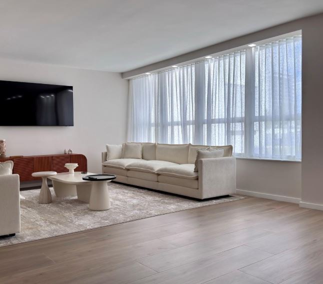 Foto del edificio - 10230 Collins Ave