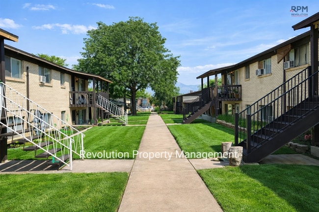 Building Photo - "Charming 2-Bed Retreat in Washington Terrace – Cozy Comfort at 912 Sq Ft!"