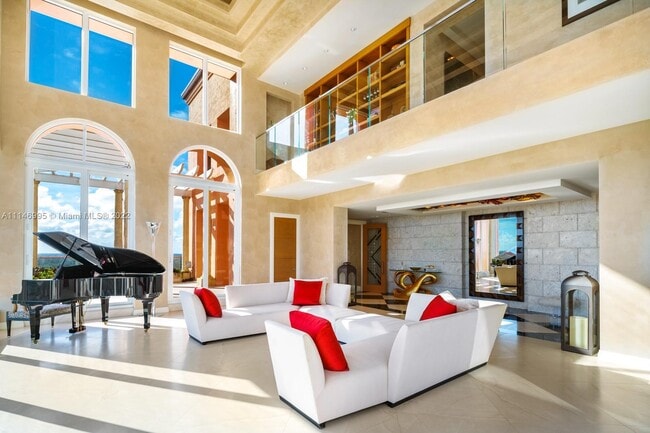 Building Photo - 60 Edgewater Dr