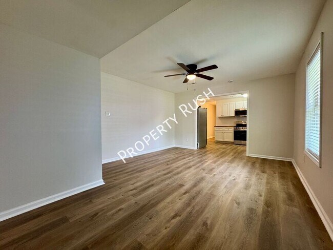 Foto del edificio - 1718 Portland St