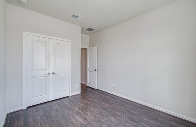 Foto del edificio - 21118 Vancherry Dr